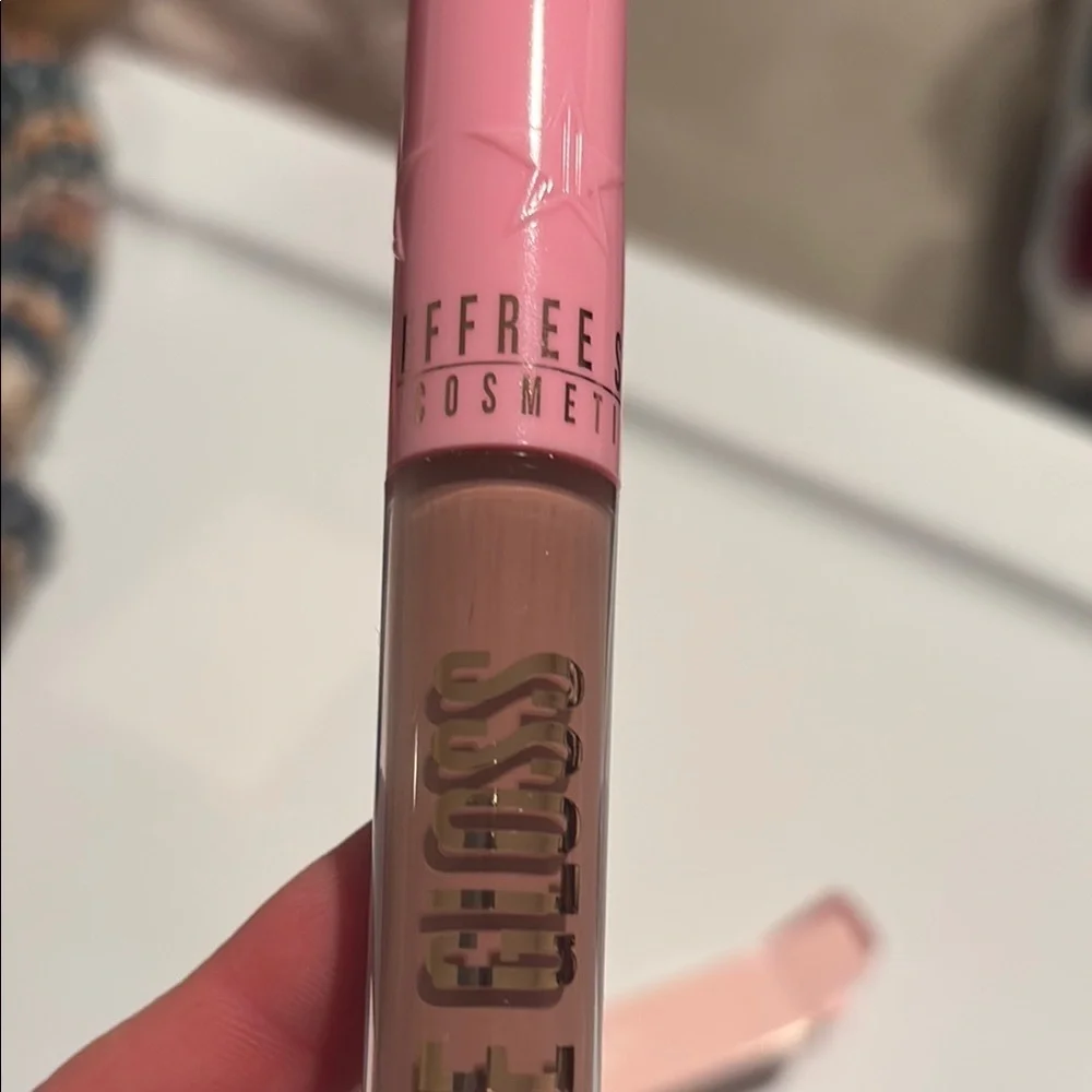 Jeffree Star celebrity skin  Lip Balm Gloss